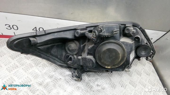 Фара левая Ford Kuga 2008