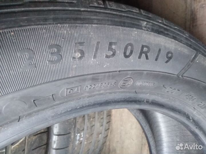 Dunlop SP Sport Maxx 235/50 R19