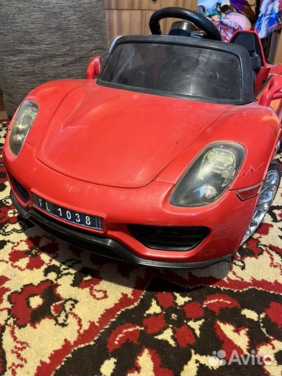 Детский электромобиль