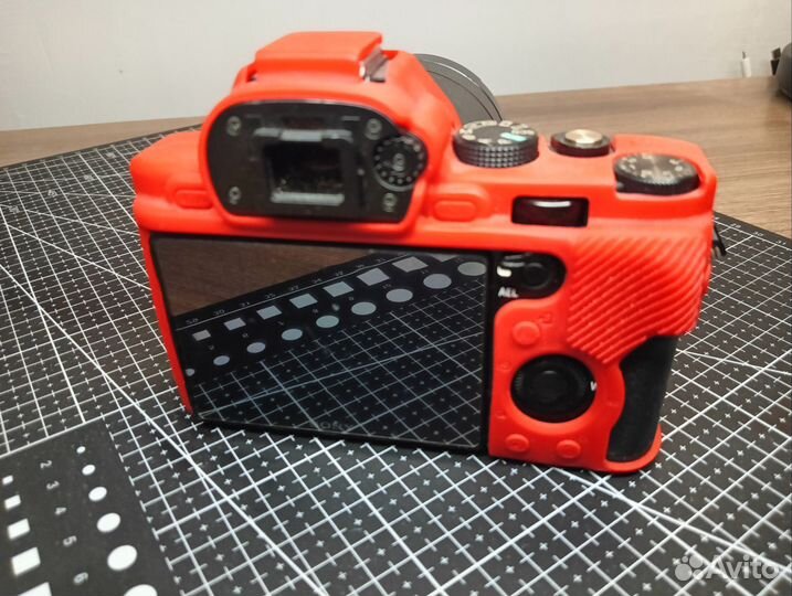 Sony Alpha ilce-7 + объектив Zeiss FE 4/24-70