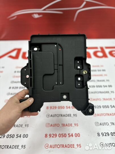 Площадка под Акб Hyundai solaris 2010 - 2016