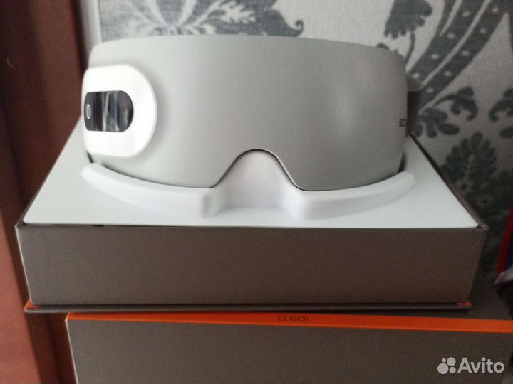 Массажер для глаз bork