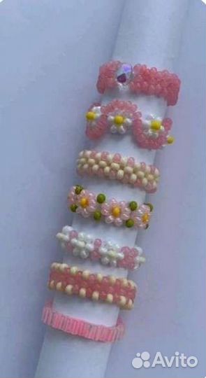 Украшения из бисера