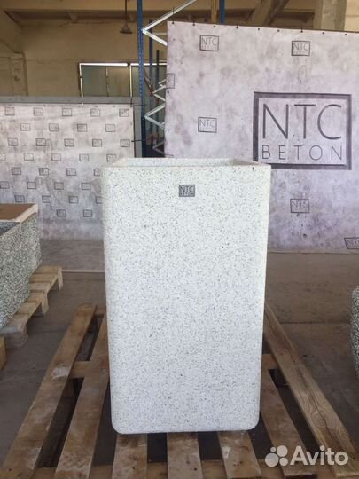 Вазон (кашпо, горшок) для цветов и растений Cube H