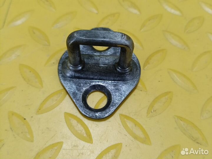 Ответная часть замка багажника Hyundai Getz