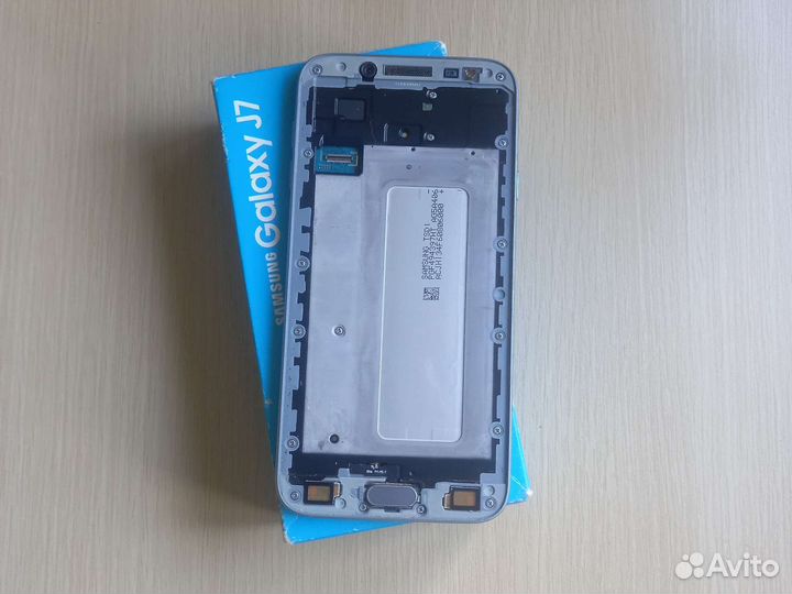 Samsung J7 2017 на запчасти