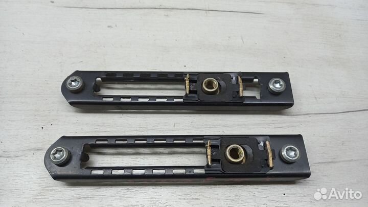 Механизм регулировки ремней безопасности Opel Omeg