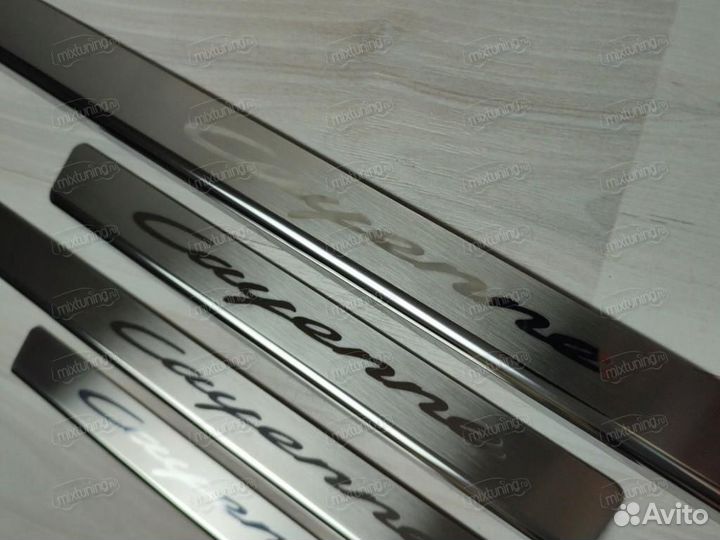 Накладки на пороги Porsche Cayenne 2002-2009