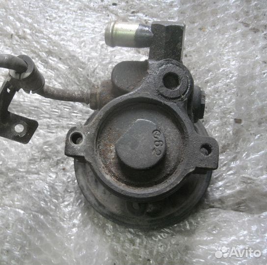 Насос гур Ford Fiesta 1.3