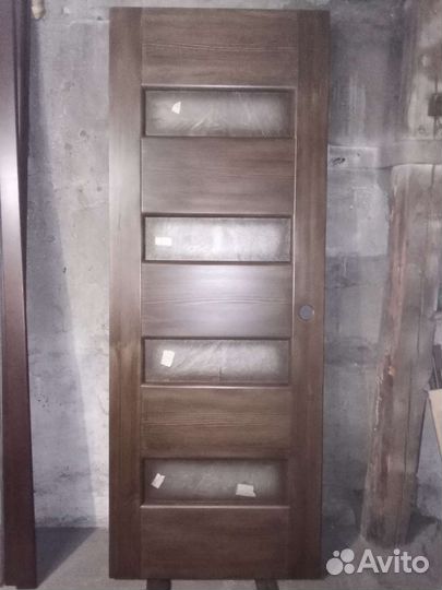 Изготовление дверей и лестниц из массива