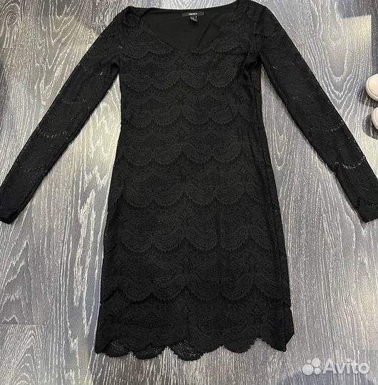 Платье Forever 21. Размер M