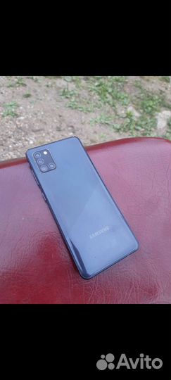 Телефон Samsung a31