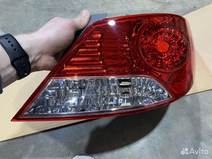 Хендай Солярис фонарь задний правый - оригинал