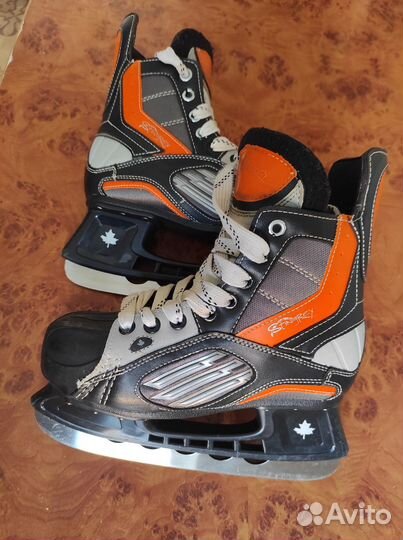 Коньки хоккейные детские 36р