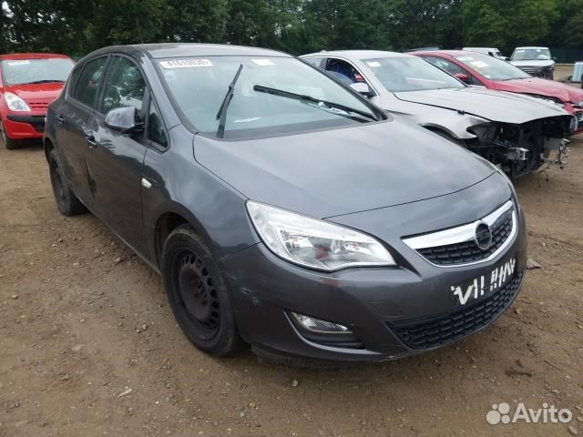 Разбор на запчасти Opel Astra J