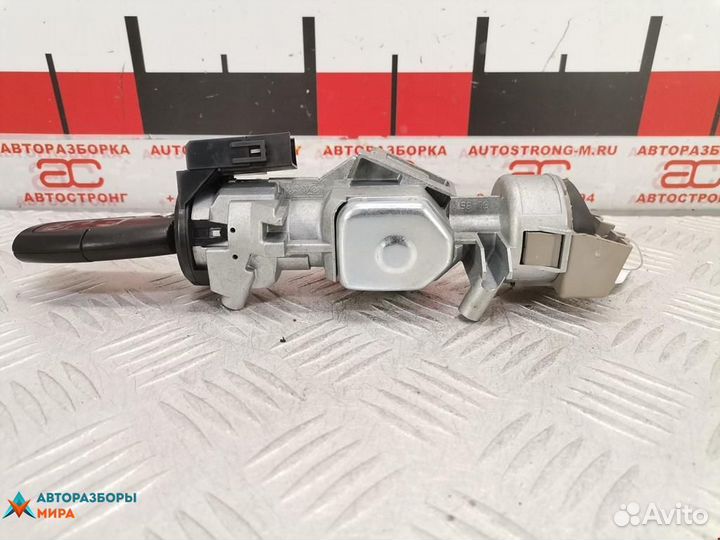 Замок зажигания Ford C-Max рест. 2010 1681167