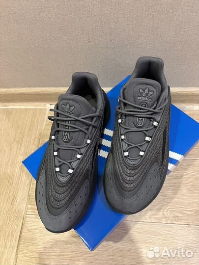 Кроссовки Adidas Ozelia