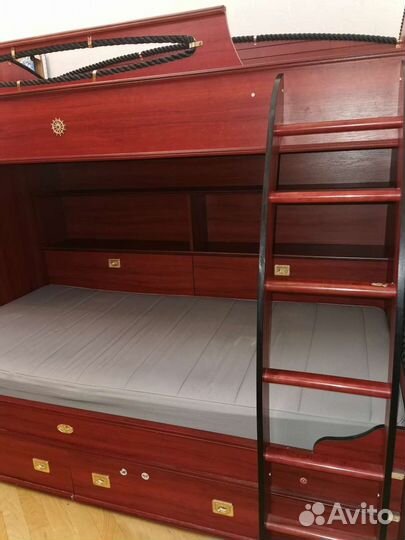 Кровать и шкаф Флинт (двухярусная)