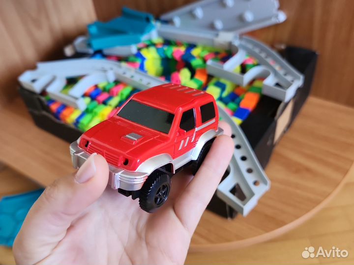 Гибкий трек около 400 деталей, тоннель, мост