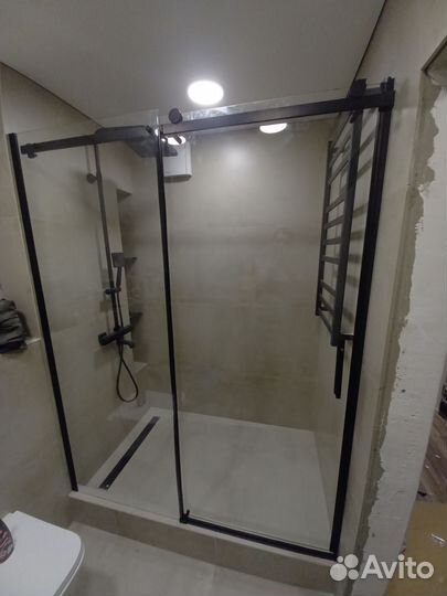 Плиточник. Ремонт ванной. Укладка плитки. Фартук