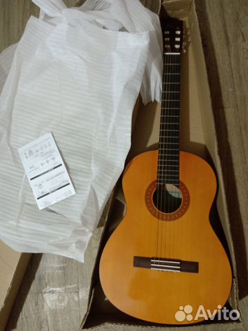 Классическая гитара Yamaha CM40