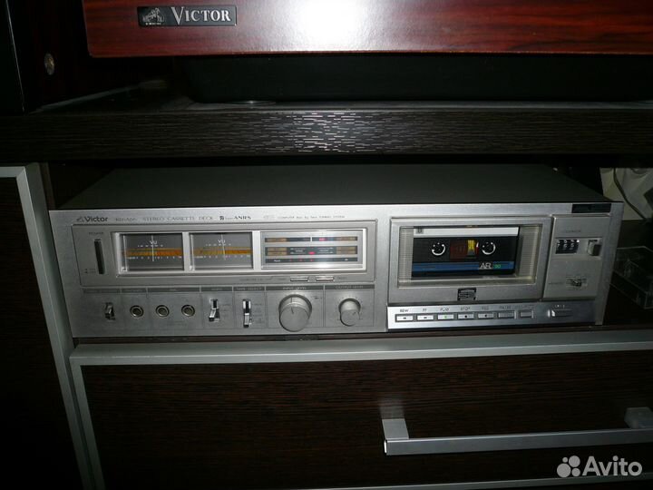 Кассетная дека Victor KD-A66