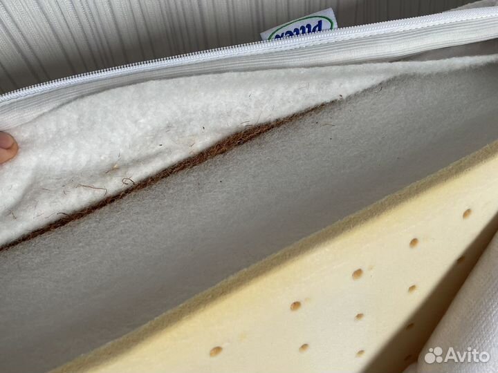Матрас, бамперы для детской кроватки