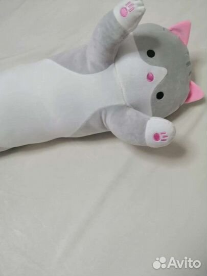 Кот батон, кот подушка, длинный кот
