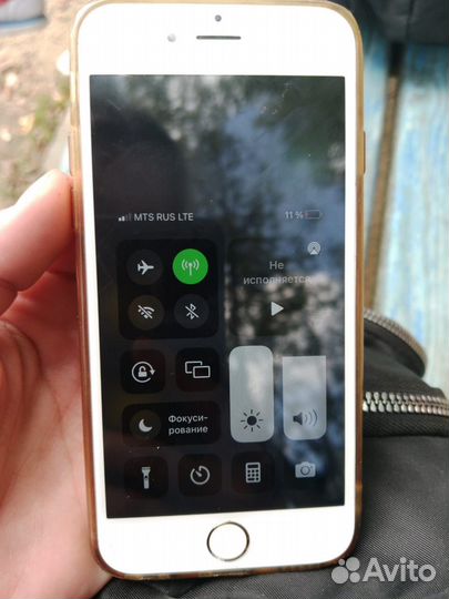 Телефон iPhone 6s 64