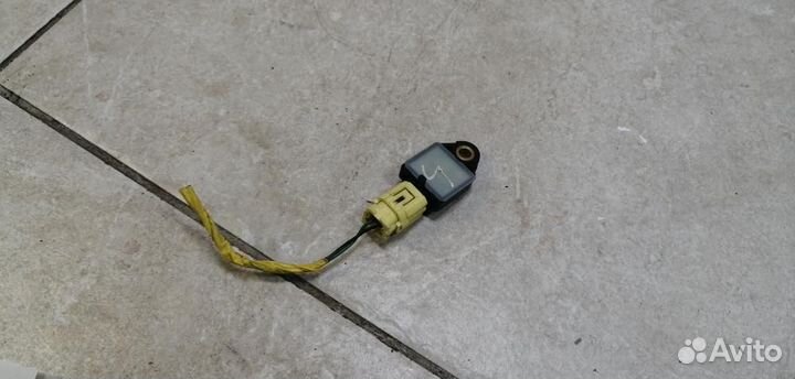 Датчик airbag Kia Ceed 1 ED 2007-2012