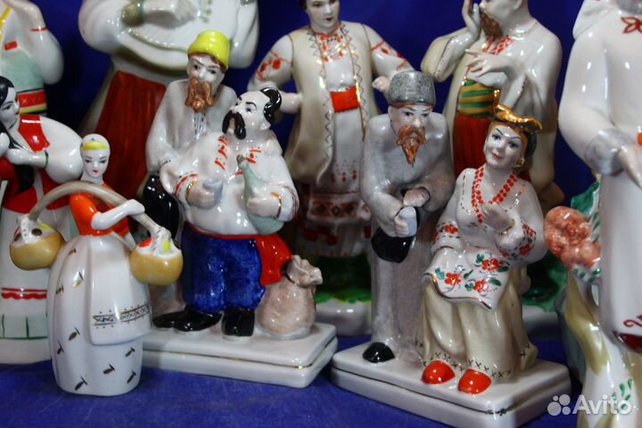 Коллекция фарфоровых статуэток Украина СССР Щирі у