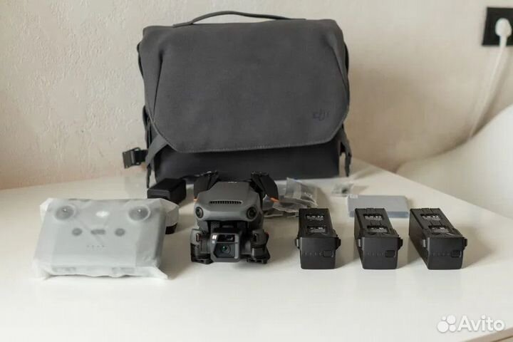 Квадрокоптер DJI Mavic 3 fly more combo