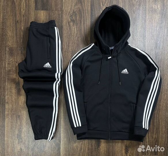 Спортивный костюм Adidas