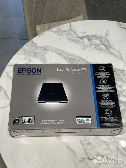 Epson Perfection V19