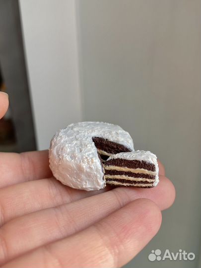 Миниатюрная еда из полимерной глины ручной работы