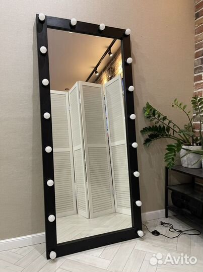 Гримерное зеркало