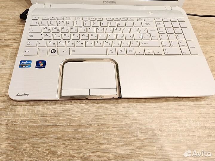 Toshiba L850, core i5, 8gb, SSD+HDD