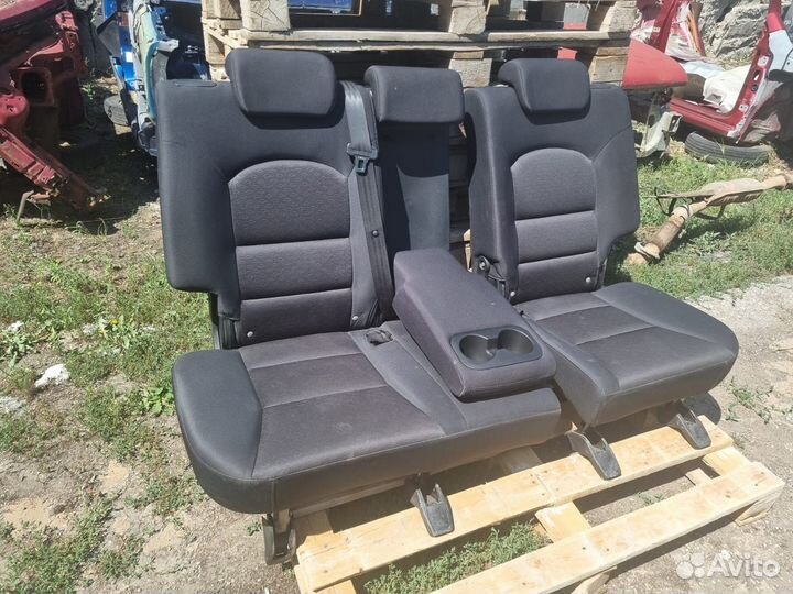 Сиденье заднее Ssang Yong Action 2011