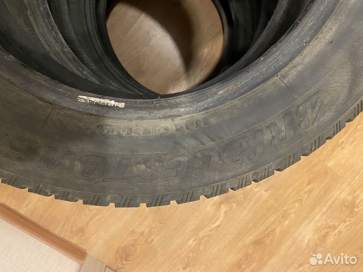 Bridgestone Blizzak Spike-01 185/65 R15