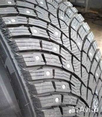Triangle IcelynX TI501 215/60 R17