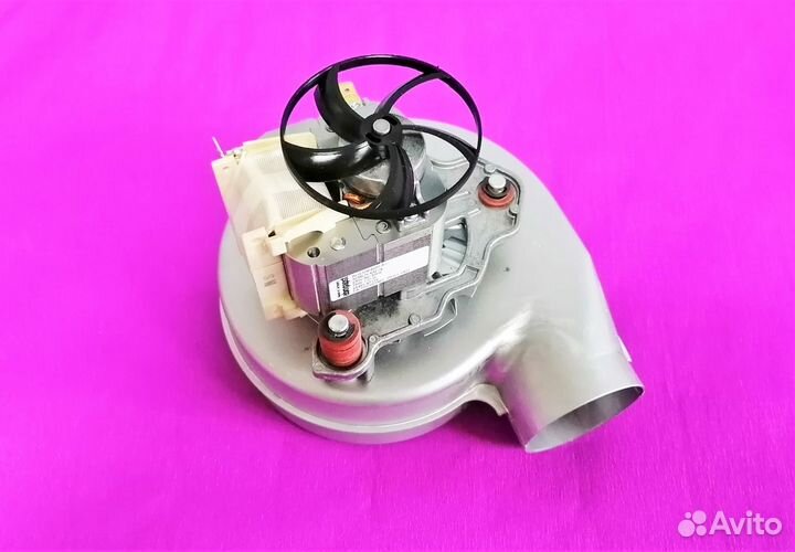 Вентилятор для котла Baxi 75W 5655730