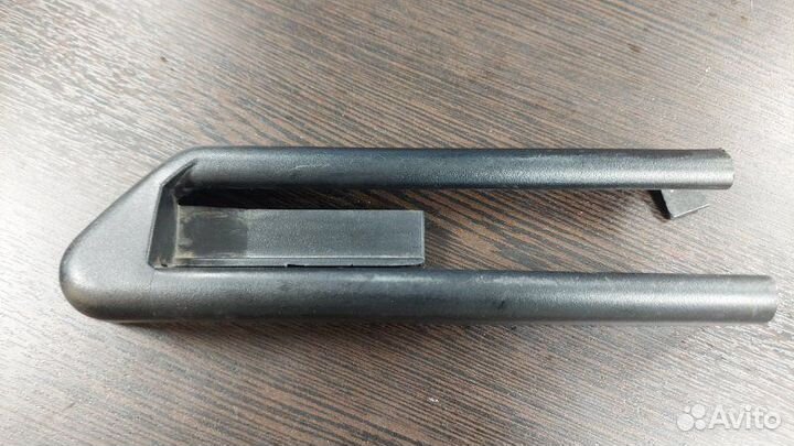 Заглушка крепления сиденья Bmw X5 4.8I E70 N62N