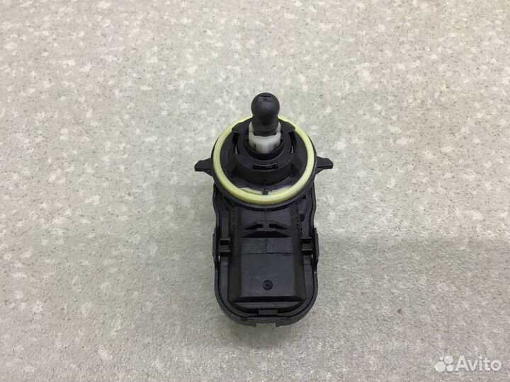 Корректор фар Renault Megane (3) 2009-2016 92001203