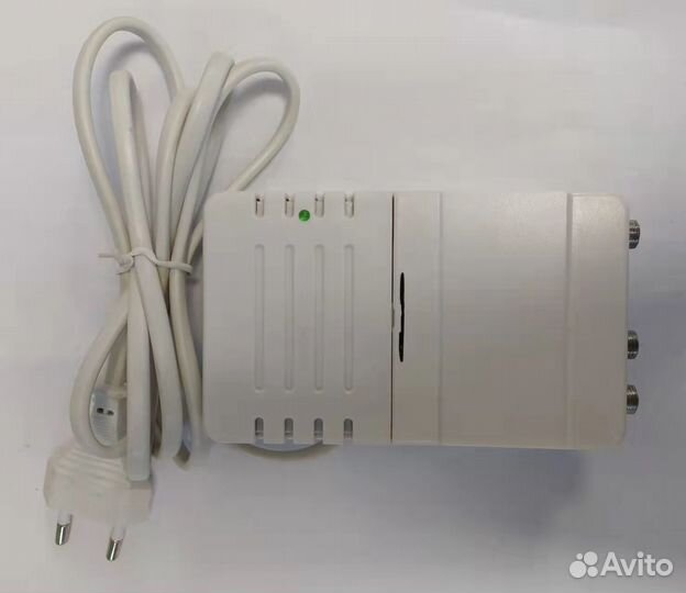 Антенный усилитель Terra AS039 M