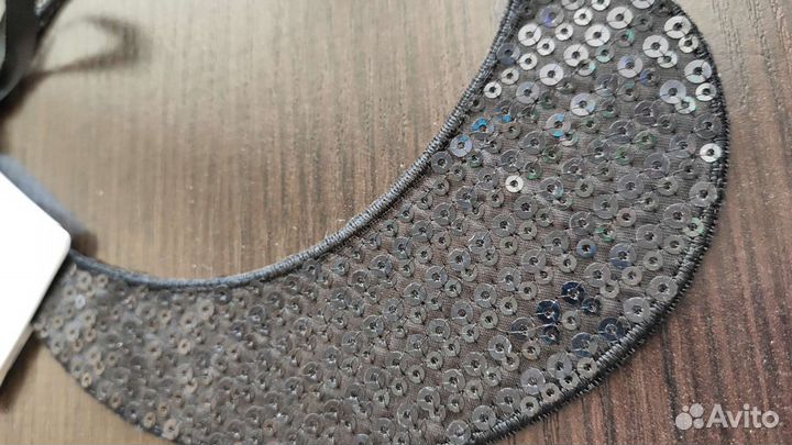 Воротник из пайеток