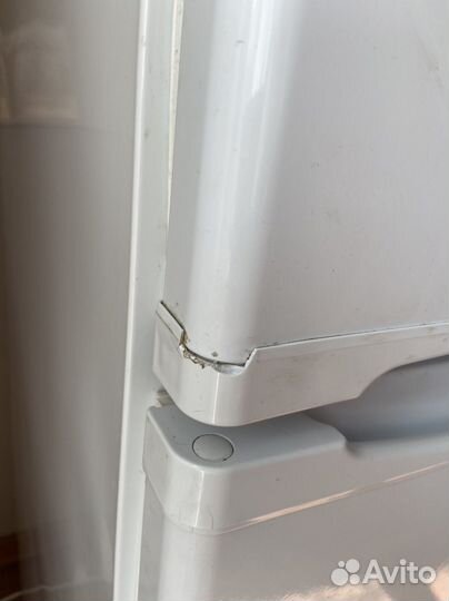 Холодильник indesit SB1670