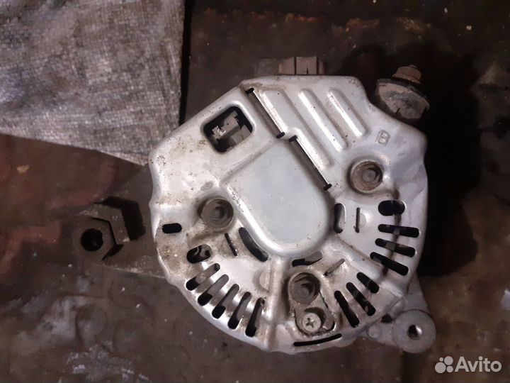 Генератор Toyota Corolla E150