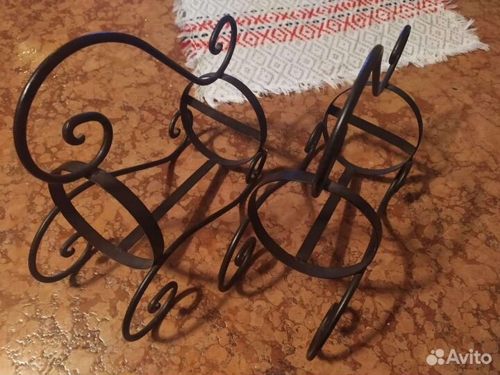 Подставка для винных бутылок