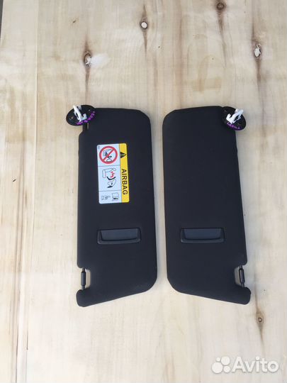 Козырек солнцезащитный Lexus RX450h