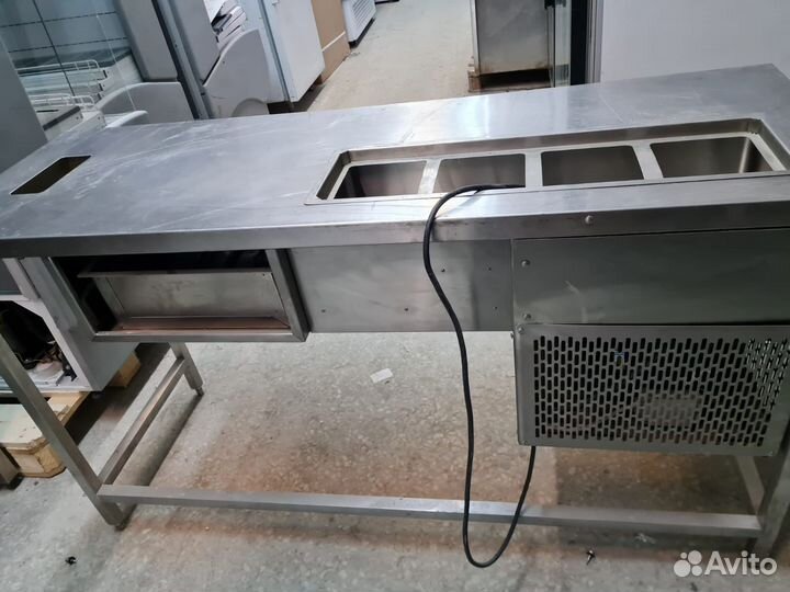 Холодильный стол